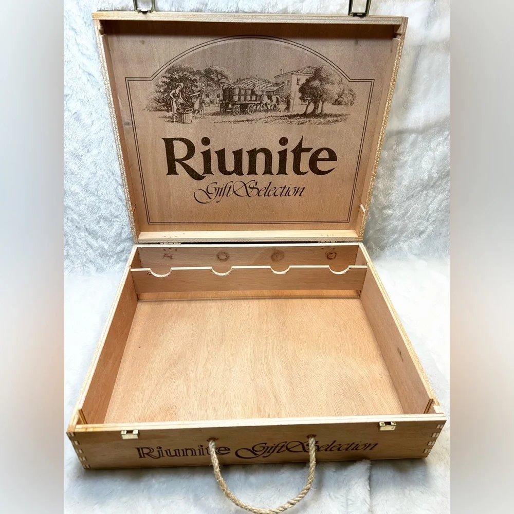 Vintage Riunite Wooden Wine Crate Box Storage Crate Made in Italy
